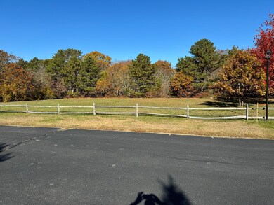 24 Dolly Ln, Oak Bluffs, MA 02568 - photo 5