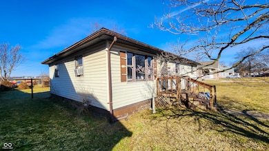 2004 N 21st St, Terre Haute, IN 47804 - photo 2