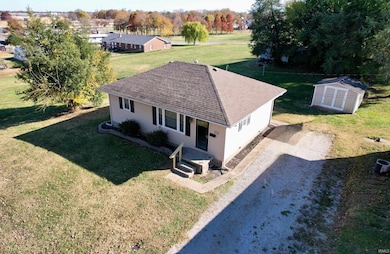 536 E 9th St, Mount Vernon, IN 47620 - photo 4