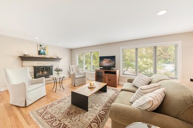 1520 E Forest Ave, Wheaton, IL 60187 - photo 6