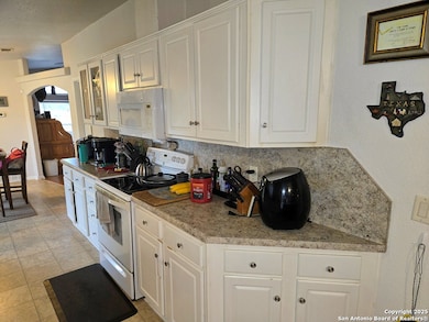 1174 Charco Rd, Tuleta, TX 78102 - photo 7