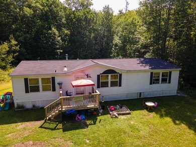 168 Graylock Road, Warren