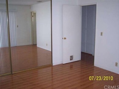 16180 Wimbleton Dr, Victorville, CA 92395 - photo 6