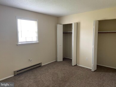 123 W 7th Ave unit 11, Ranson, WV 25438 - photo 4