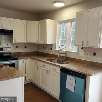 15516 Casulas Way, Laurel, MD 20707 - photo 5