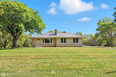 10620 N 300 E, Morristown, IN 46161 - photo 2