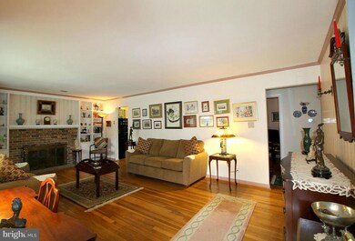 6712 Osborn St, Falls Church, VA 22046 - photo 4