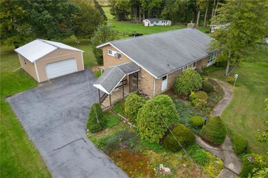 3504 Lanark Rd, Coopersburg, PA 18036 - photo 4