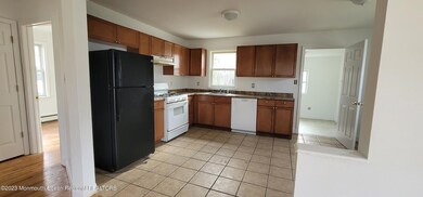 189 W Prospect Ave, Keyport, NJ 07735 - photo 5