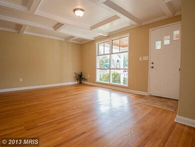 6129 Dunroming Rd, Baltimore, MD 21239 - photo 4