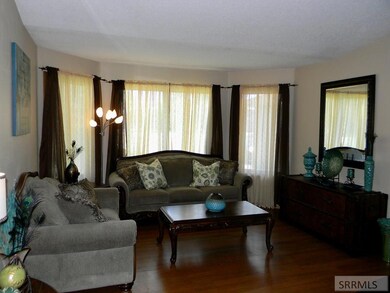 275 Bergeson Dr, Blackfoot, ID 83221 - photo 5