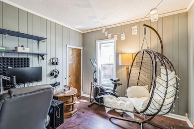 Main level bedroom