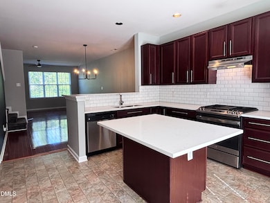 3839 Cary Glen Blvd, Cary, NC 27519 - photo 3