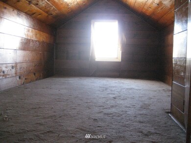 unlisted-address, Longview, WA 98632 - photo 5