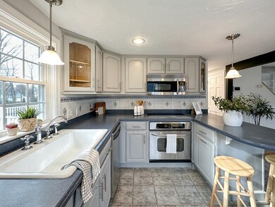 37 Kendrick St, Whitman, MA 02382 - photo 5