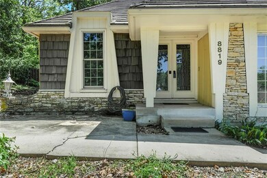 8819 Hirning Rd, Lenexa, KS 66220 - photo 2