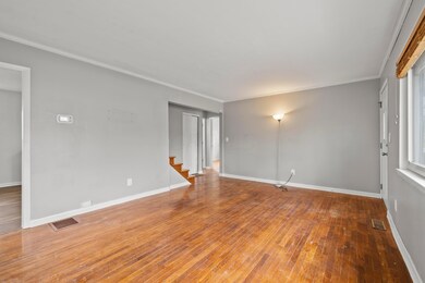 Living Room 03_1239 Carbone Dr