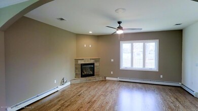 909 Jewett Ave, Staten Island, NY 10314 - photo 6