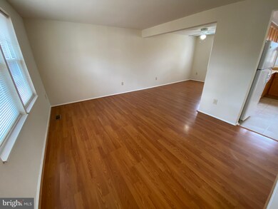 18917 Abbotsford Cir, Germantown, MD 20876 - photo 4