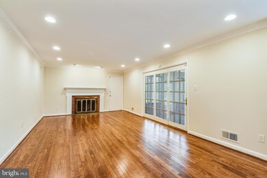 7712 Groton Rd, Bethesda, MD 20817 - photo 5