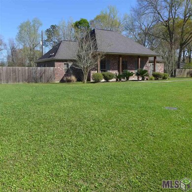 3288 Ramey Dr, Zachary, LA 70791 - photo 2