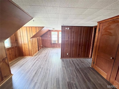 637 N 38th St unit 3, Belleville, IL 62226 - photo 2