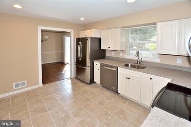 10211 Marshall Pond Rd, Burke, VA 22015 - photo 6