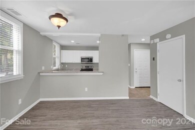 230 S Cedar St unit 7, Charlotte, NC 28202 - photo 4