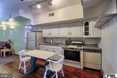 521 Bosler Ave, Lemoyne, PA 17043 - photo 6