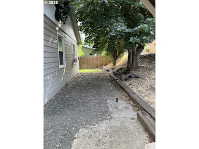 520 SE Hillcrest Rd, John Day, OR 97845 - photo 4