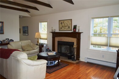 4 Garfield Ave, Bristol, RI 02809 - photo 4