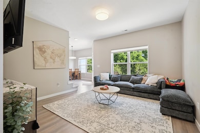 4320 Spruce Creek Dr unit 405, Cedar Falls, IA 50613 - photo 6