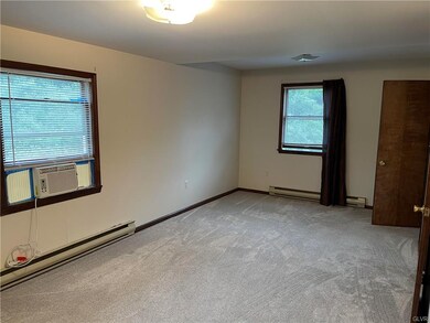 409 Warner Dr unit 2, Saylorsburg, PA 18353 - photo 6