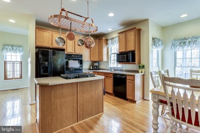 1301 Waneta Ct, Odenton, MD 21113 - photo 7