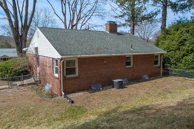 9 Westview Terrace, Easthampton, MA 01027 - photo 2