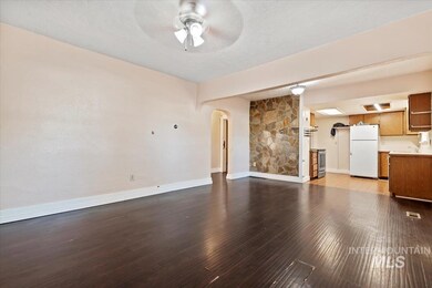 304 S Elder St, Nampa, ID 83686 - photo 7