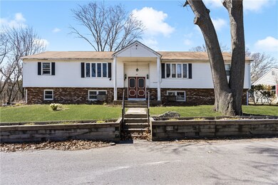 215 Shand Ave, Warwick, RI 02889 - photo 3