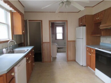 72 E Washington St, Rutland, VT 05701 - photo 6