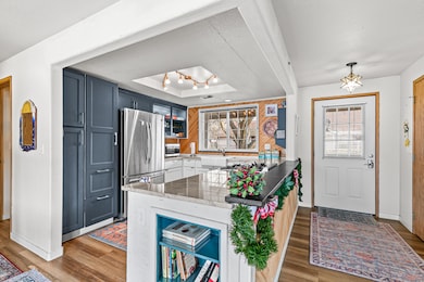 439 Midway Rd, Medford, OR 97501 - photo 3