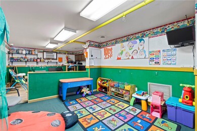 705 E Warrington Ave, Pittsburgh, PA 15210 - photo 6