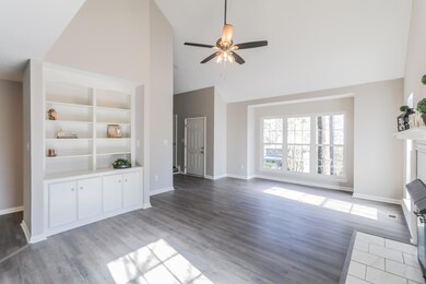 4690 Red Leaf Way  (4 of 62)