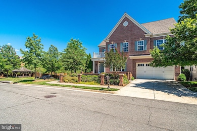 5797 Falls Gate Ct, Falls Church, VA 22041 - photo 4