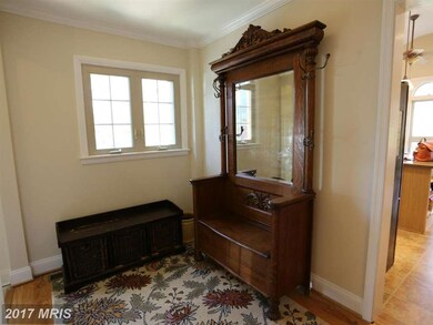 121 Kingsley Rd SW, Vienna, VA 22180 - photo 2