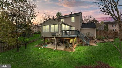 7010 Lamp Post Ln, Alexandria, VA 22306 - photo 2