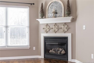 Beauiful GAS fireplace!