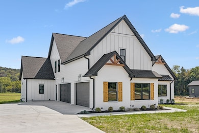 4088 Chicken Rd, Lebanon, TN 37090 - photo 2