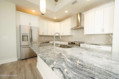 C75 kitchen