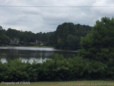 421 Lakeshore Dr, Fayetteville, NC 28305 - photo 2