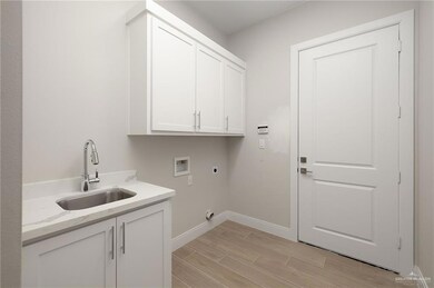 1704 S Queen St, Edinburg, TX 78539 - photo 7