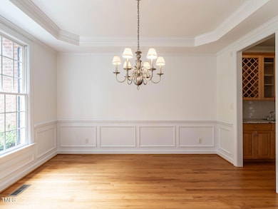 006-1280x960-dining-room